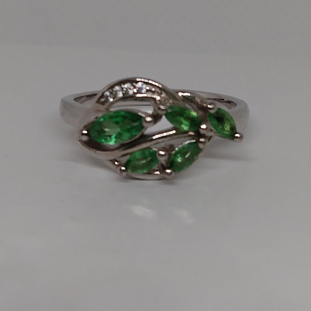 Tsavorite garnet  ring, size 6